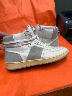 Men's High-Top Sneakers in White and Light Gray Collegium